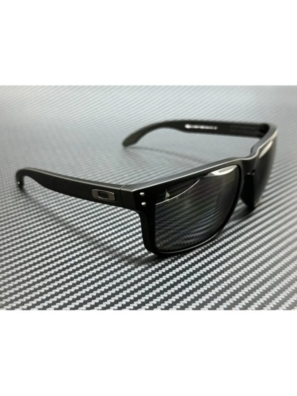 New Oakley Men Matte Black Sunglasses 59-18-137